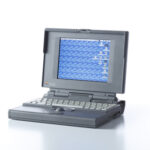 Modell mit Farb-Display, 256 Farben Apple, MacIntosh Powerbook 180c, 1992 (Fotos:T. Hartmann-Universitätsbibliothek Mainz)